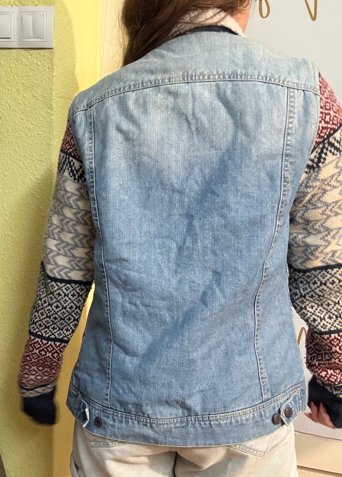 Chaqueta Vaquera con Mangas tejidas, Mickey Mouse customizada
