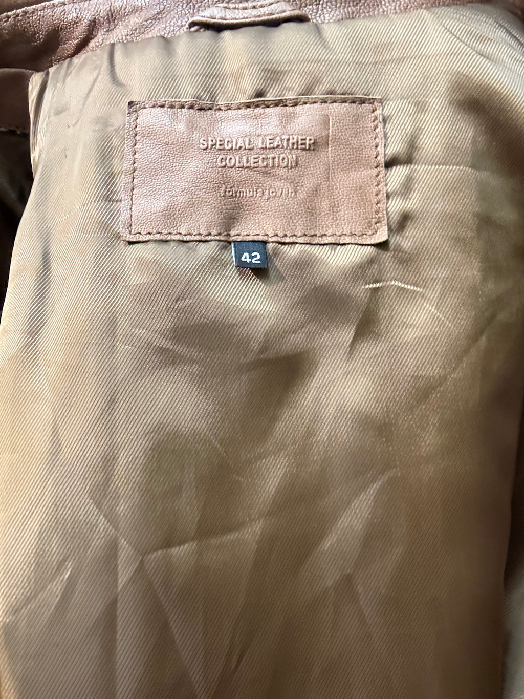 Chaqueta biker de cuero genuino marrón